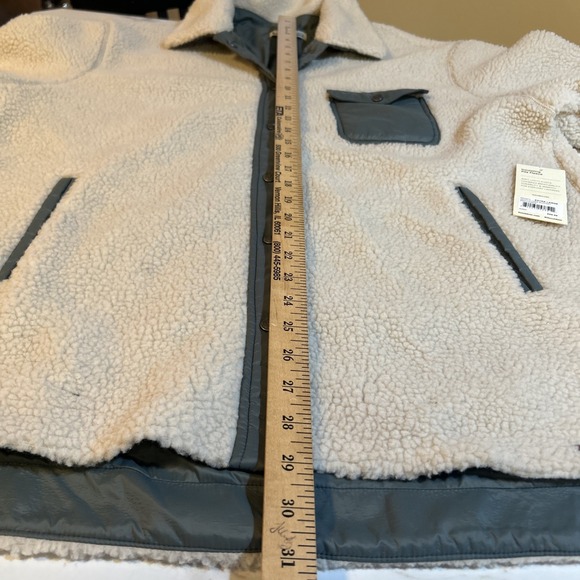 Liv Outdoor Sherpa Jacket. Size XL New $99.99 - Picture 8 of 8